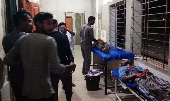 মাছের টেপাই থাকল নদীতে, হাসপাতালে আসলো ৪জন