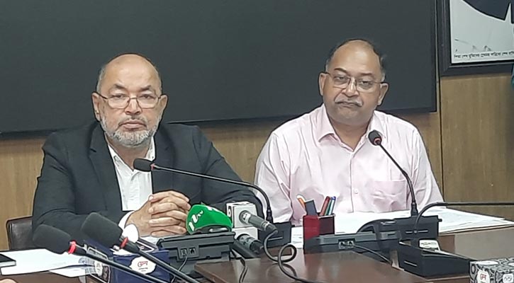 আজ রাত ৮টার মধ্যে আশ্রয়কেন্দ্রে নেওয়ার নির্দেশ