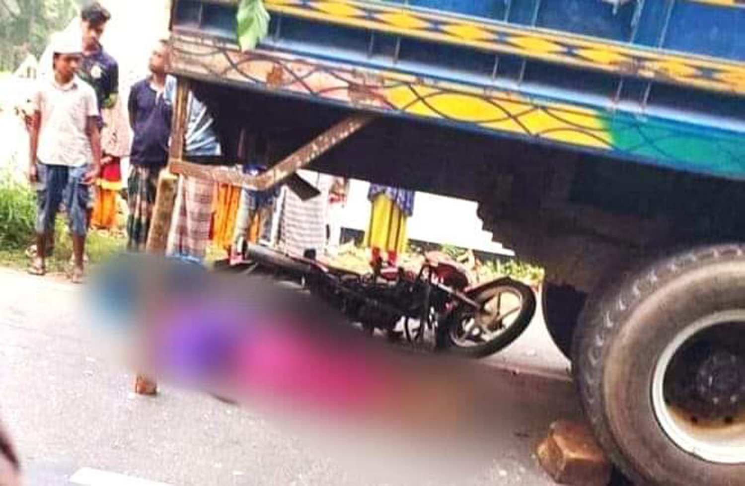 পিরোজপুরে সড়ক দূর্ঘটনায় মোটরসাইকেল চালক নিহত