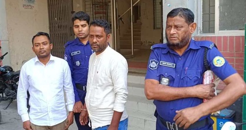 প্রতারণা করতে এসে জনতার হাতে আটক কথিত সাংবাদিক মোল্লা শাওন