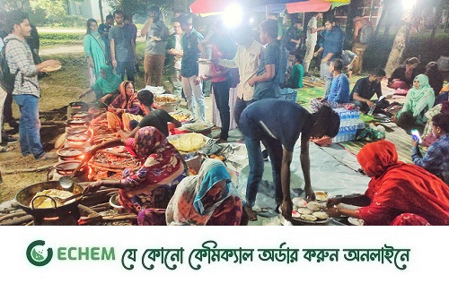 কুয়াশার আবরণে পিঠার আমেজ