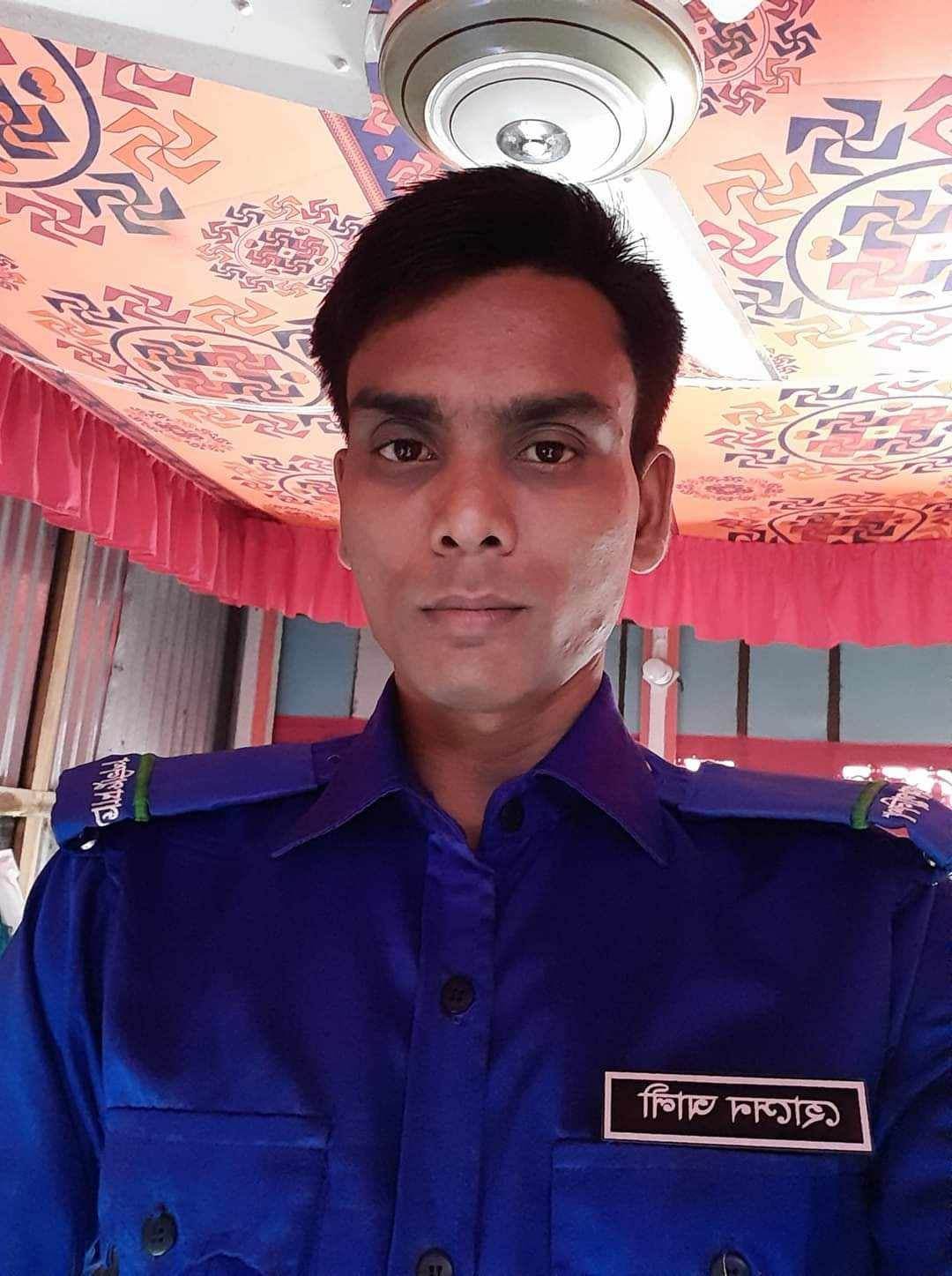 লক্ষ্মীপুরে গ্রাম পুলিশই তৈরী করে দেন জম্মসনদ!