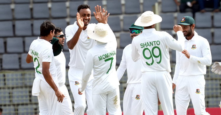 দ্বিতীয় দিন শেষে নিউজিল্যান্ড পিছিয়ে ৪৪ রানে