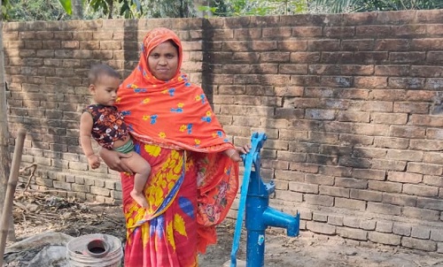 মালদ্বীপ সিআইপি  সোহেল রানা'র টিউবওয়েল উপহারে আনন্দিত এলাকাবাসী