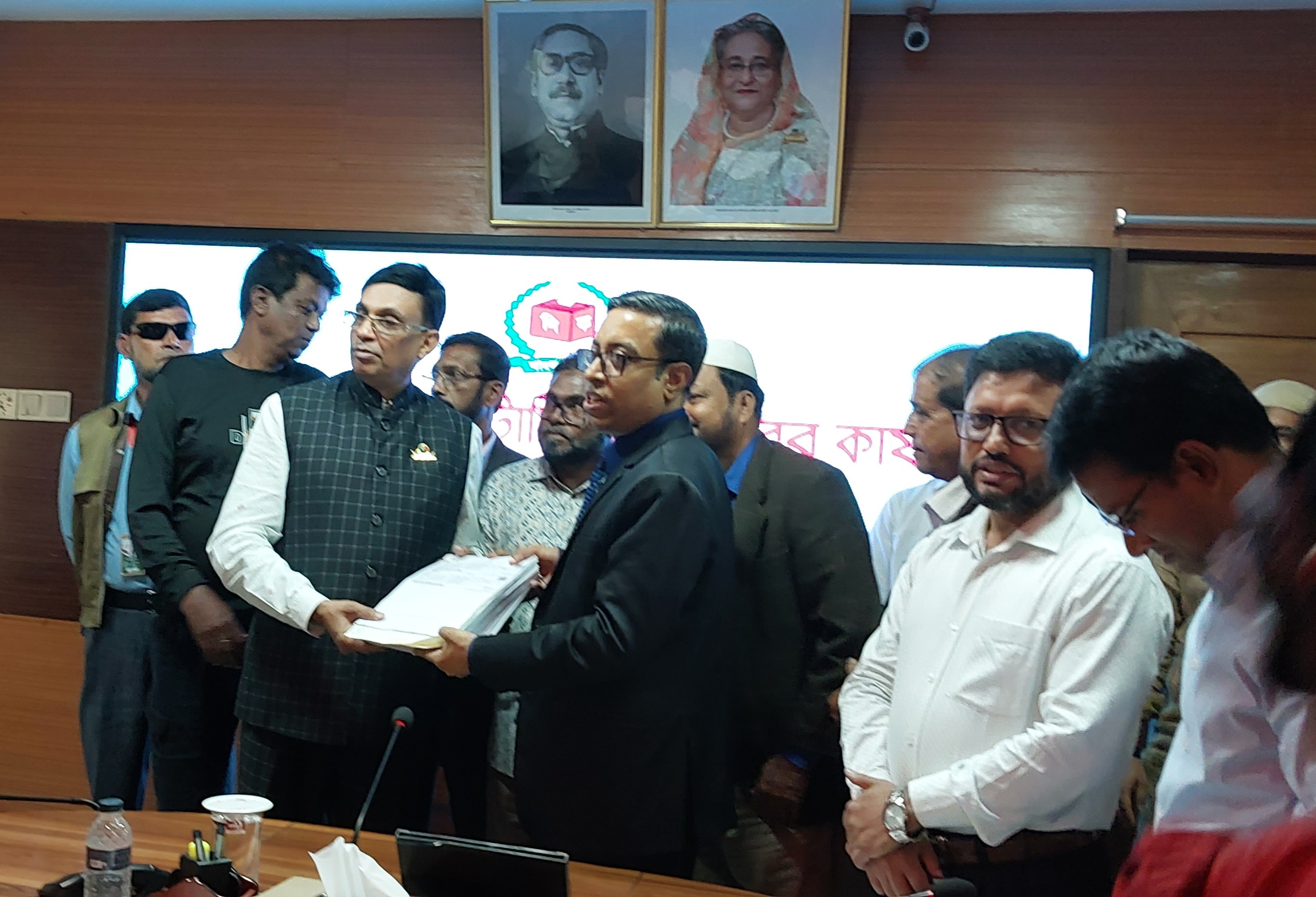 বাগেরহাট-৪ আসনে স্বতন্ত্র প্রার্থী জামিল হোসাইন