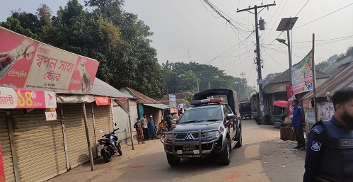 ফরিদপুরে নৌকা ও স্বতন্ত্র প্রার্থীর সমর্থকদের  সংঘর্ষ, পুলিশসহ আহত ২০