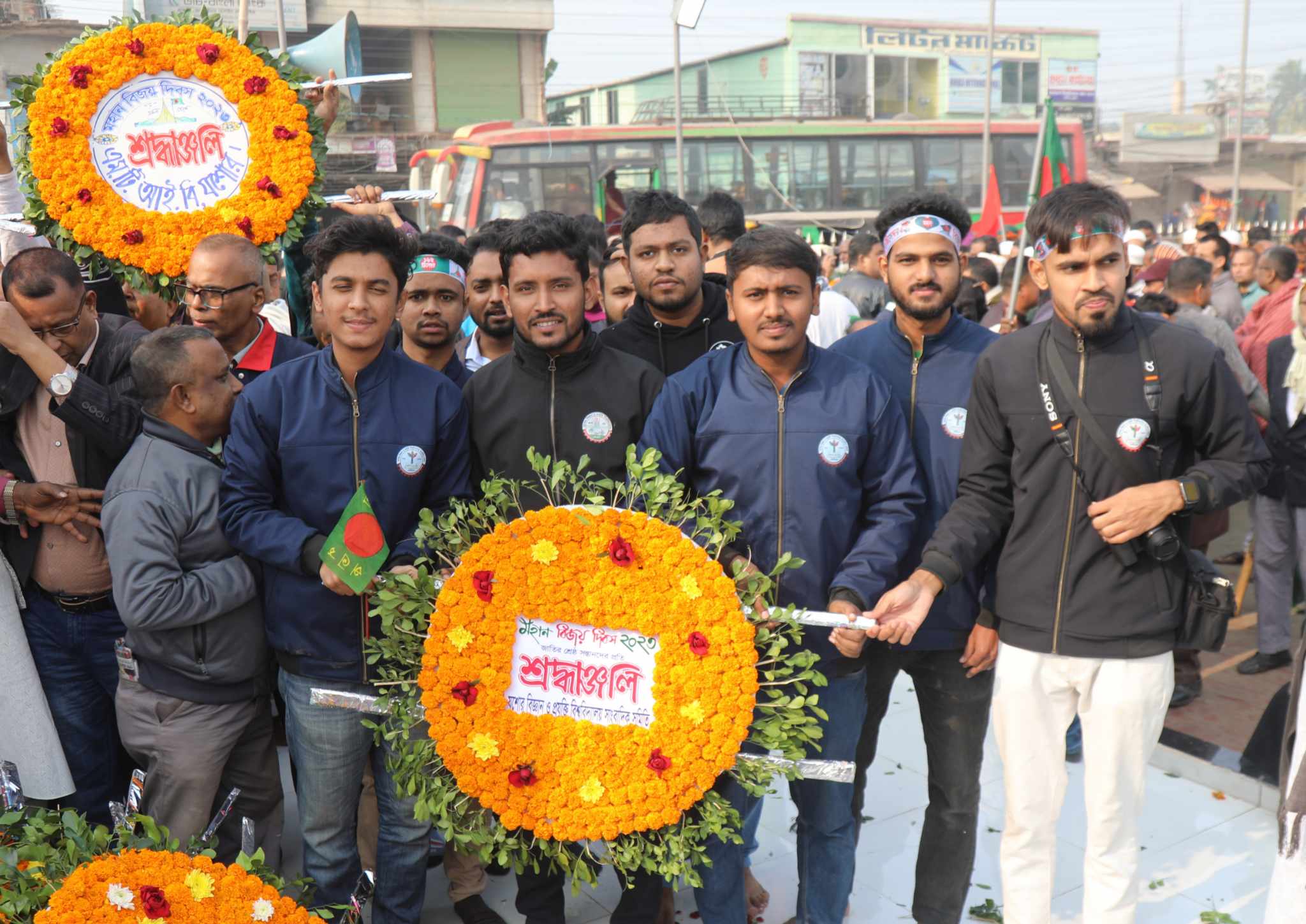 বিজয় দিবসে যবিপ্রবি সাংবাদিক সমিতির শ্রদ্ধাঞ্জলি