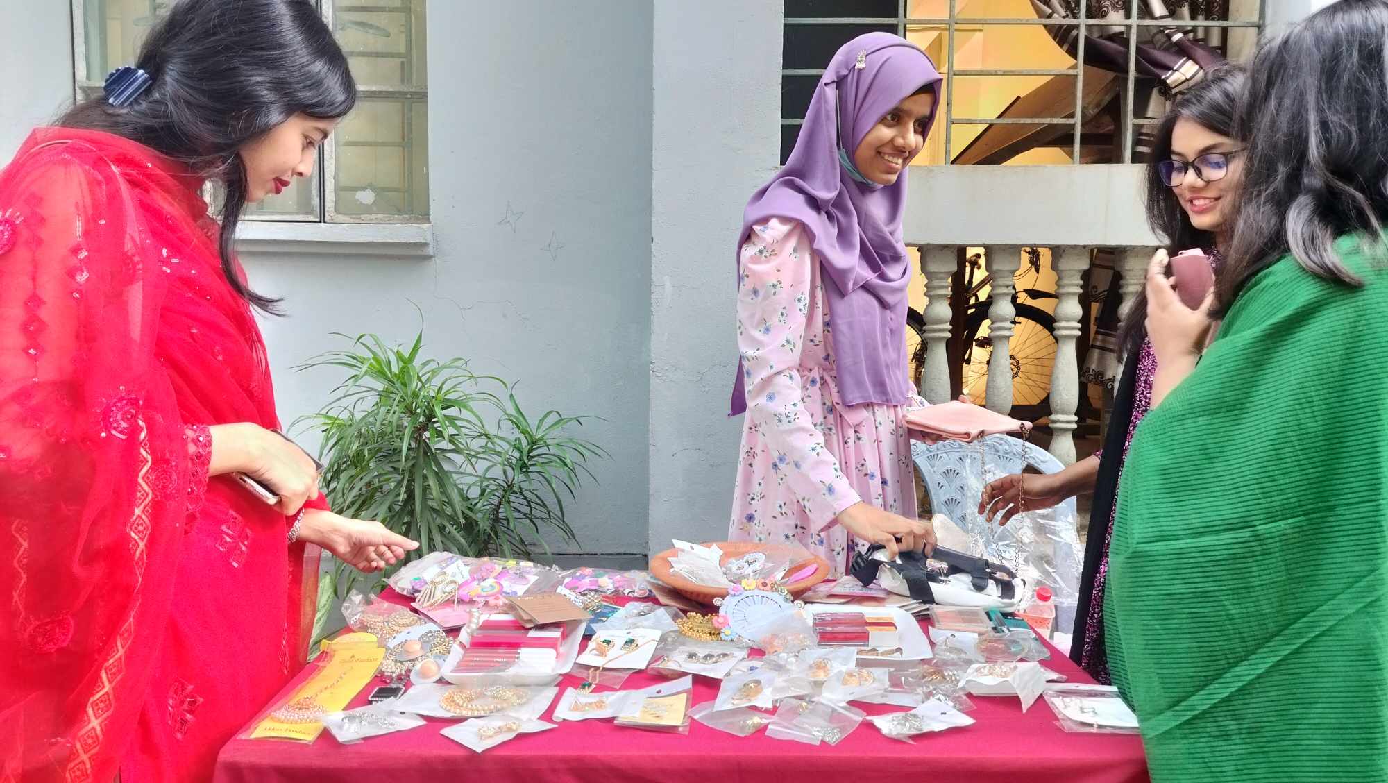 বিজয় দিবস উপলক্ষে কুবির হলে বিজয় মেলার আয়োজন