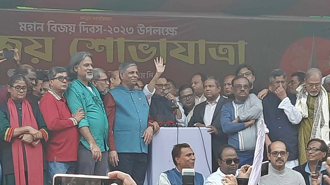 রেলে যারা আগুন দিয়েছে তাদের ক্ষমা নেই : কাদের