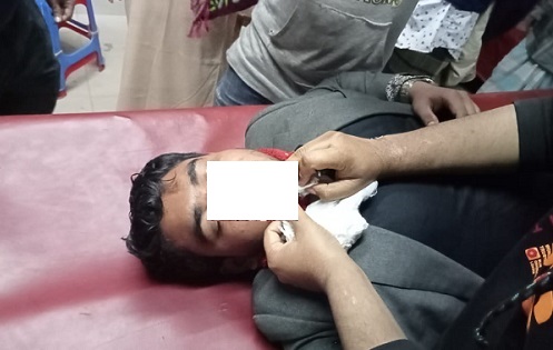 নোয়াখালী-৪ নৌকার সমর্থকদের হামলায় টিভি ক্যামেরাপার্সন আহত