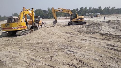 নরসিংদীর অবৈধ বালু উত্তোলনে বাধা, এলাকাবাসীর ওপর হামলায় আহত ১০