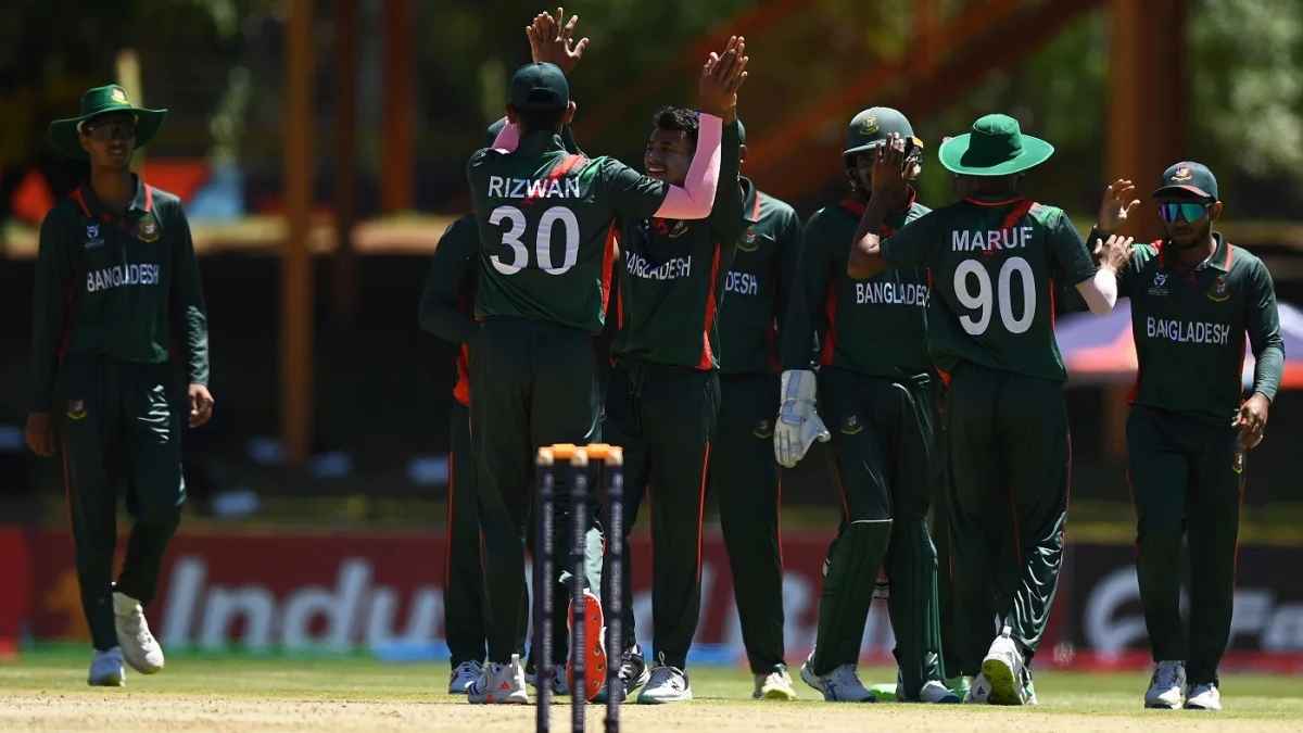 বাংলাদেশের লক্ষ্য ২৩৬