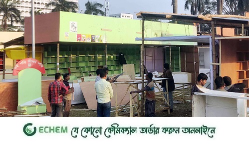 সাজছে বইমেলা, এতটাই ব্যস্ত যেন কথা বলার ফুসরত নেই