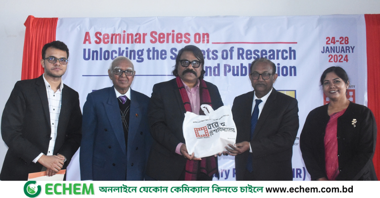 বরেন্দ্র বিশ্ববিদ্যালয়ে রিসার্চ ও পাবলিকেশন বিষয়ক সেমিনার অনুষ্ঠিত