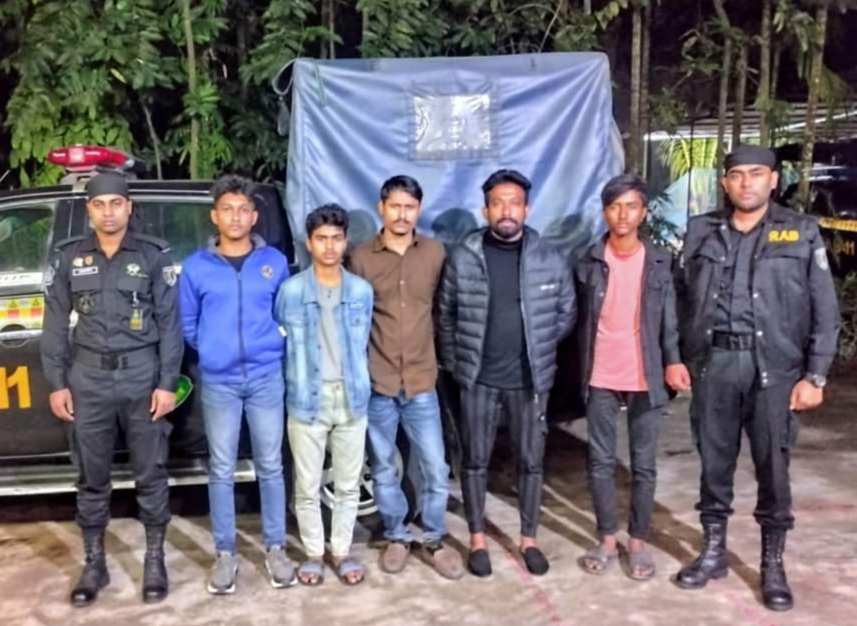 নোবিপ্রবি ছাত্রের ওপর হামলার ঘটনায় ৭ জন কারাগারে