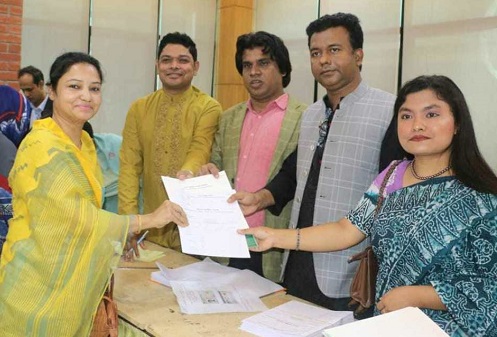 সংরক্ষিত নারী আসন কক্সবাজার: ফরম নিলেন এড. রাবেয়া বেগম