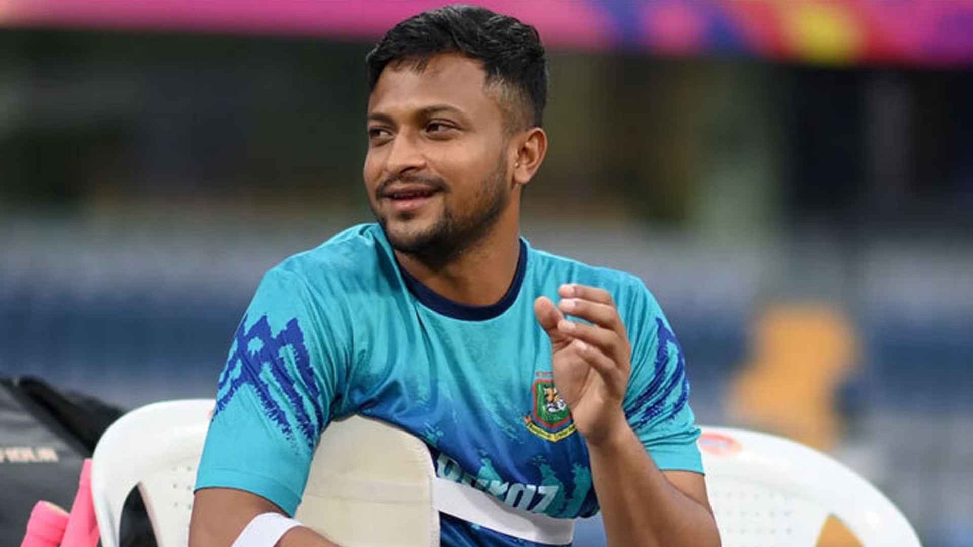 পাঁচ বছর পর শীর্ষস্থান হারালেন সাকিব