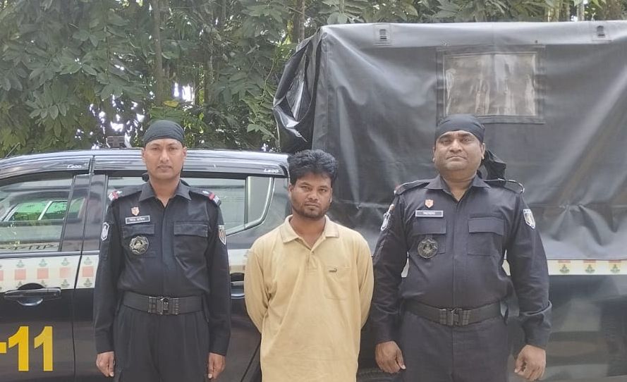 হাতিয়ায় স্কুল ছাত্রীকে ধর্ষণ, গ্রেপ্তার ১