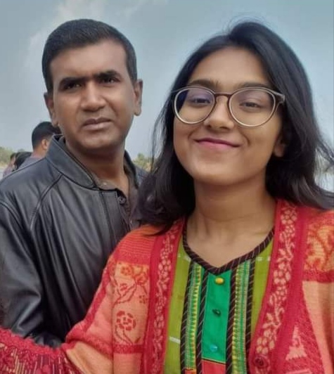 বেইলি রোডে অগ্নিকান্ডে নিহত বুয়েট শিক্ষার্থী লামিসার বাড়িতে শোকের মাতম