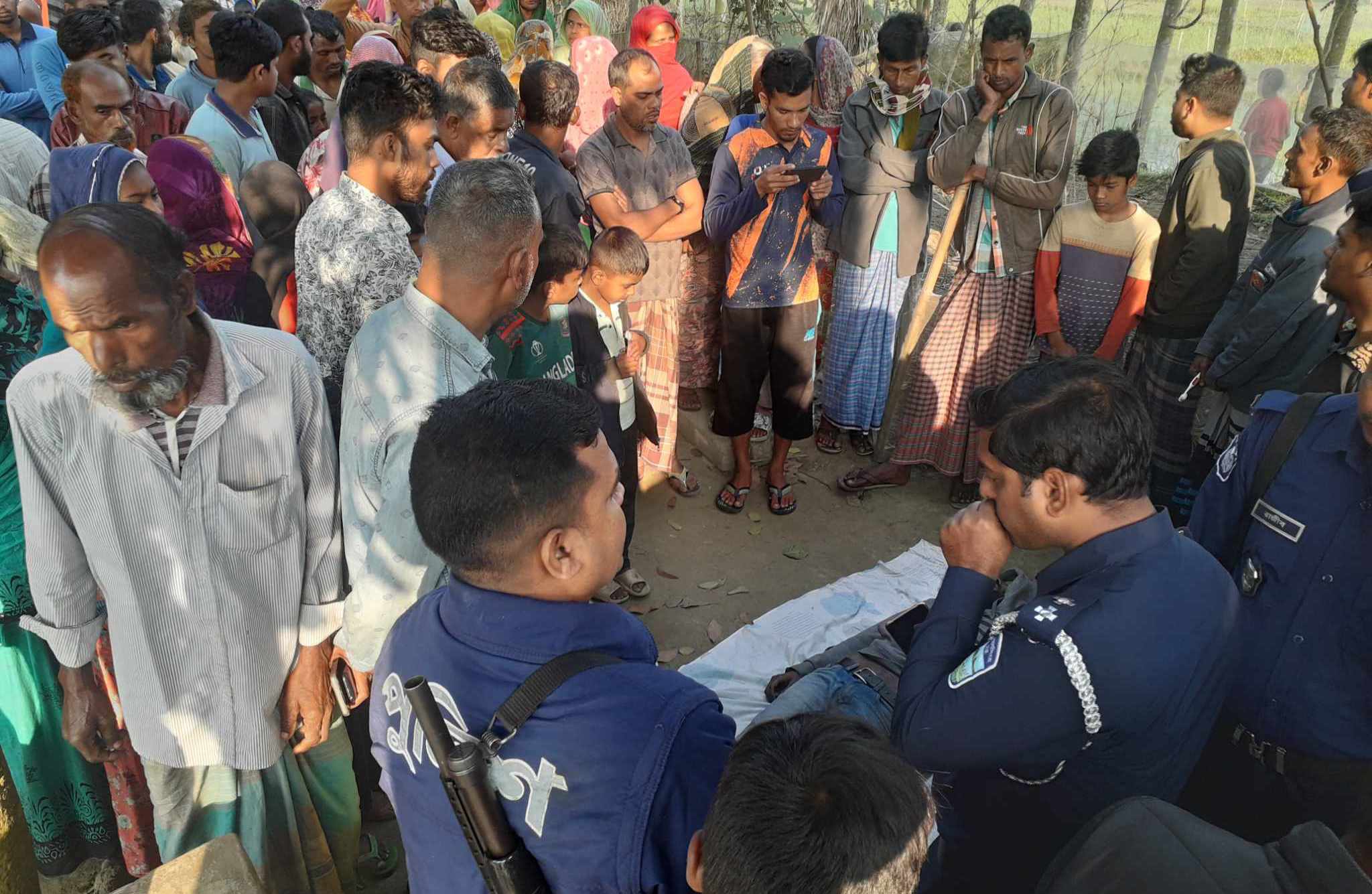 জামালপুরে যুবকের যুলন্ত লাশ উদ্ধার