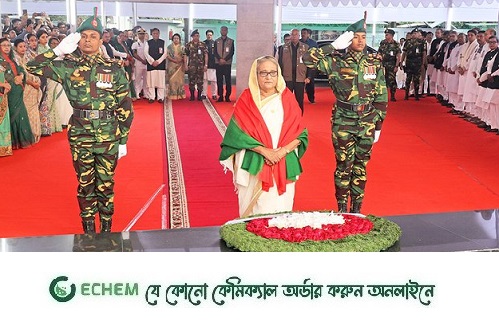 বঙ্গবন্ধুর প্রতিকৃতিতে প্রধানমন্ত্রীর শ্রদ্ধা