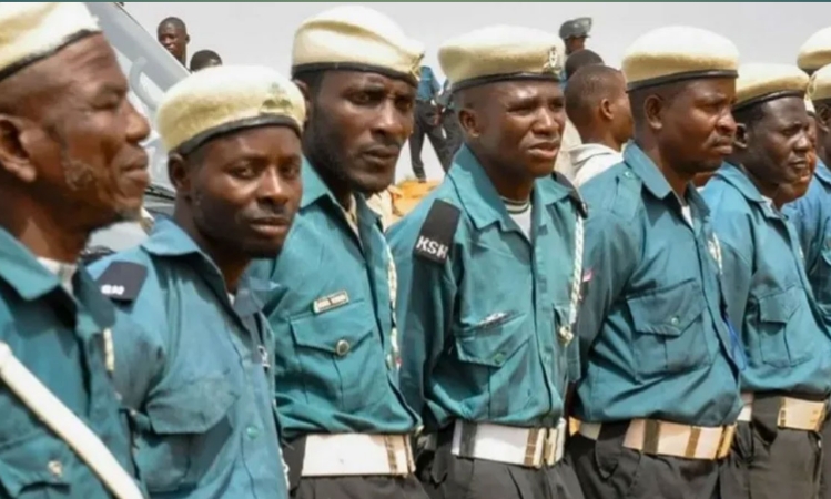 রোজা না রাখা মুসলমানদের গ্রেপ্তার করছে নাইজেরিয়ান পুলিশ