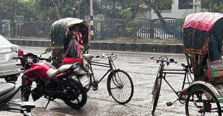 রাজধানীতে বিভিন্ন এলাকায় বৃষ্টি