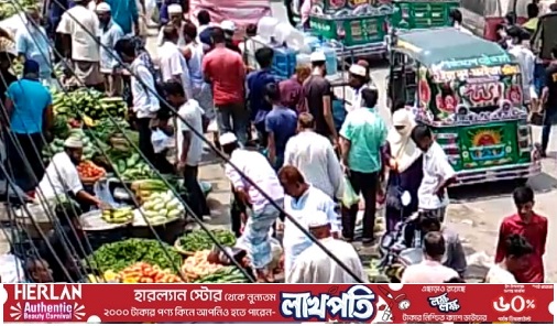 নোয়াখালীতে ফুটপাত ও রাস্তা দখল করে ব্যবসা, প্রধান সড়কে অবৈধ সিএনজি স্টেশন