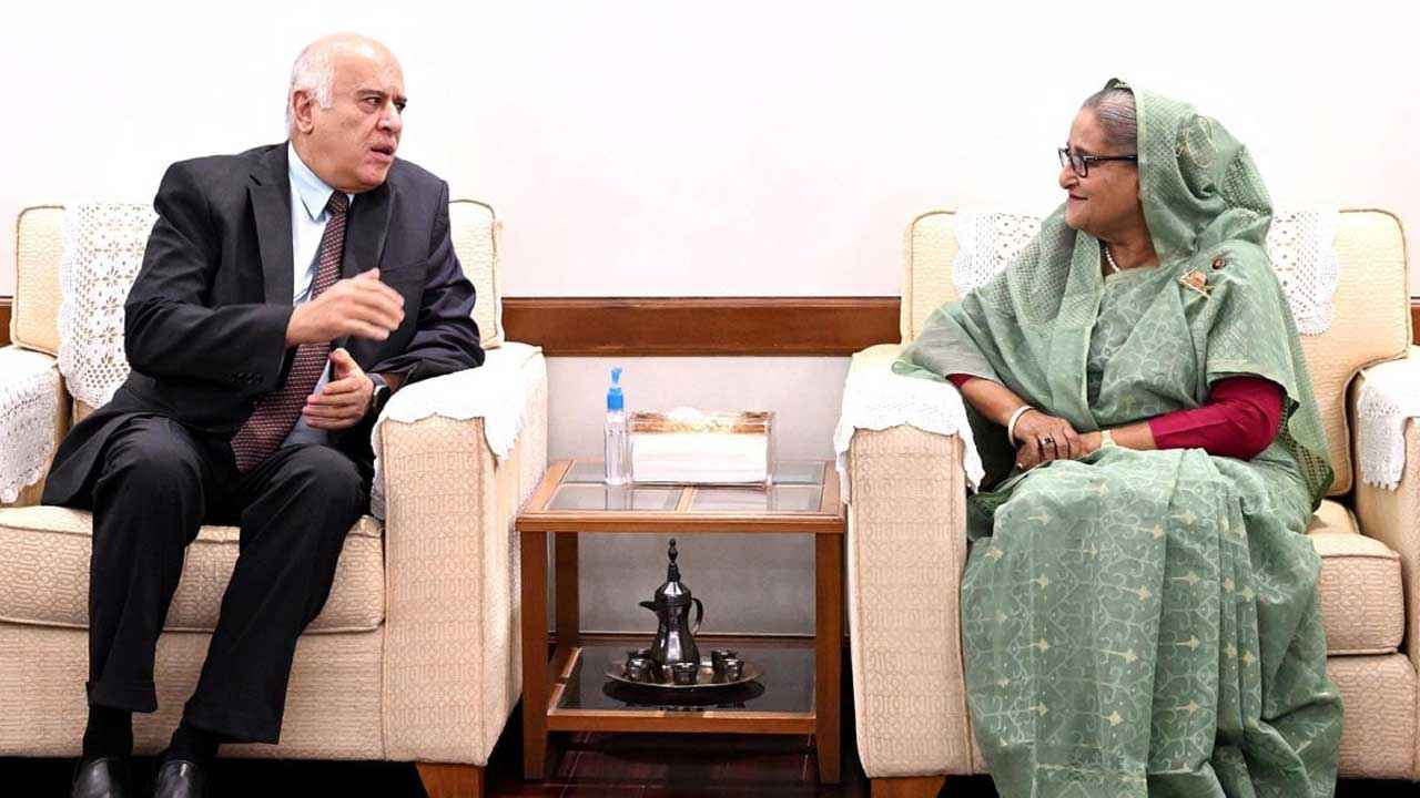 গাজার হত্যাকাণ্ডে চুপ থাকা এক ধরনের ভণ্ডামি: প্রধানমন্ত্রী