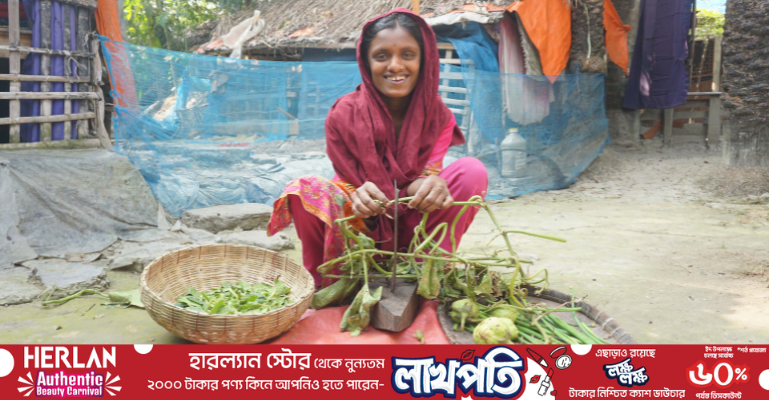 শ্যামনগরের বাকপ্রতিবন্ধী সুমাইয়া শিক্ষা গ্রহণ করে স্বাধীনভাবে কাজ করতে চায়