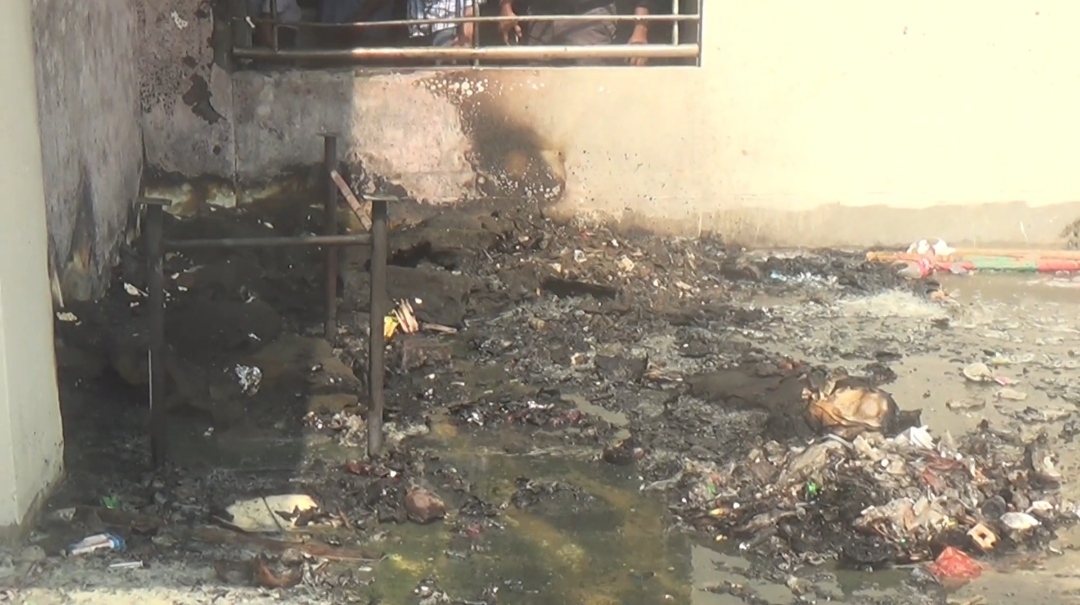 ফরিদপুর বঙ্গবন্ধু শেখ মুজিব মেডিকেল হাসপাতালে আগুন