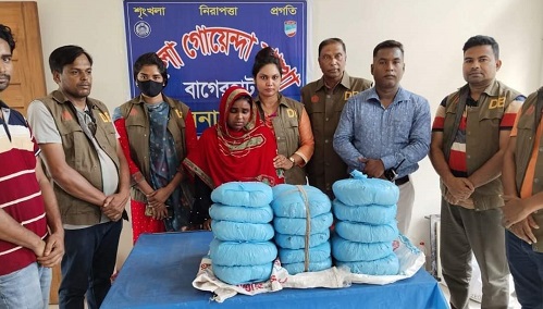 মোংলায় ১৫ কেজি গাঁজাসহ আটক নারী