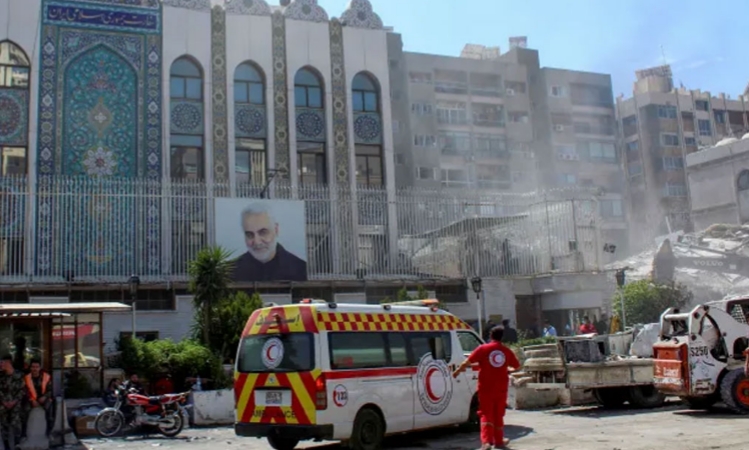 ইসরায়েলের বিরুদ্ধে ইরানের প্রতিশোধের আশঙ্কায় উত্তেজনা তুঙ্গে