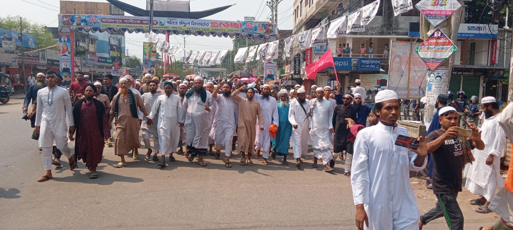 মধুখালীতে মন্দিরে আগুন, দুই জনকে পিটিয়ে হত্যা: ইসলামী আন্দোলনের বিক্ষোভ মিছিল