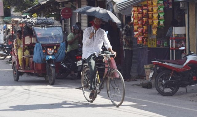 দিনাজপুরে আজ মৌসুমের সবচেয়ে তপ্ত দিন