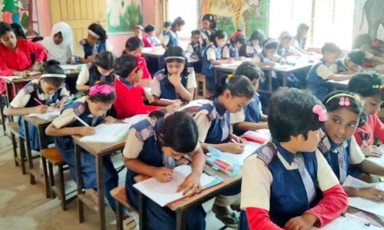 আজ সারাদেশে স্কুল-কলেজ বন্ধ