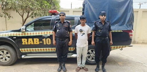 ফরিদপুরে ১২৭ বোতল ফেনসিডিল সহ গ্রেফতার ১