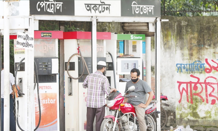 সারাদেশে ‘নো হেলমেট নো ফুয়েল’ কার্যকরের নির্দেশ