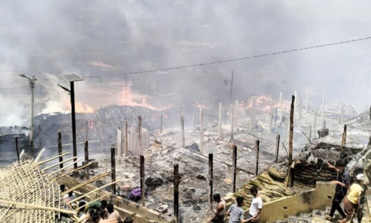 উখিয়া ক্যাম্পে অগ্নিকাণ্ডে পুড়লো ৫ শতাধিক স্থাপনা