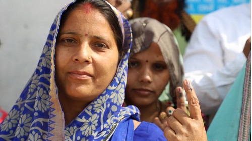 সরকার গঠনে মূখ্য হয়ে উঠছে জোট, পাচ্ছে না একক সংখ্যাগরিষ্ঠতা