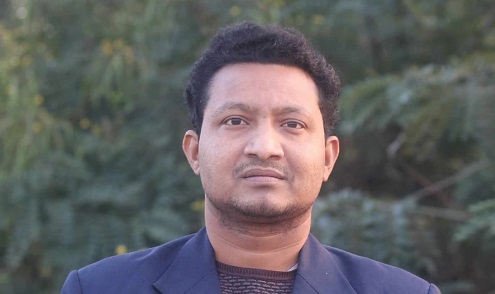 ইবি শিক্ষকের বিরুদ্ধে স্ত্রীকে নির্যাতনের অভিযোগ, বিচার দাবি