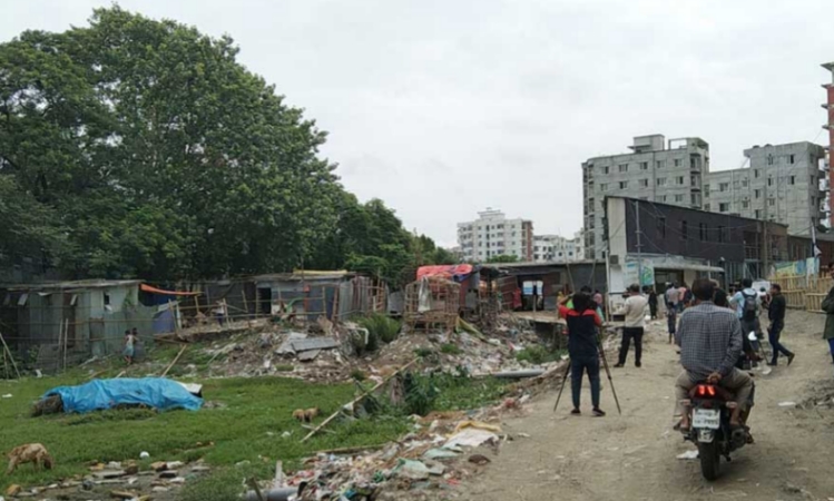 সাদিক এগ্রোর দখল থেকে উদ্ধার করা অংশে খাল খনন শুরু