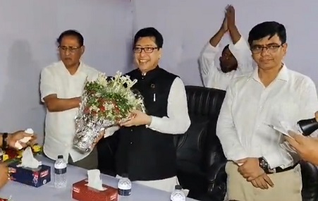 জাতির পিতার স্বপ্ন বাস্তবায়নে আমরা কাজ করছি: ফরিদপুরে জনপ্রশাসন মন্ত্রী