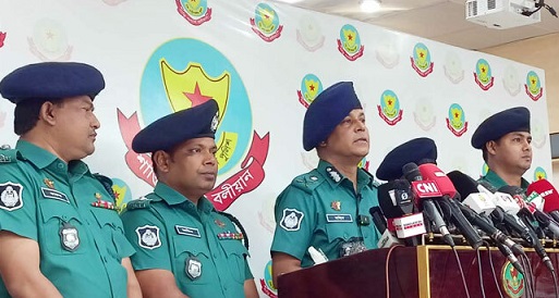 আজ থেকে সড়ক বন্ধ করে বিশৃঙ্খলা করলে কঠোর ব্যবস্থা