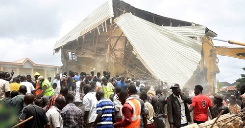ক্লাস চলাকালীন নাইজেরিয়ায় স্কুল ধস, নিহত ২২ ও আহত ১২০