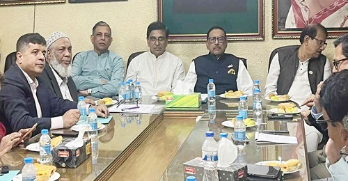 আন্দোলনরত শিক্ষকদের সাথে ওবায়দুল কাদেরের বৈঠক