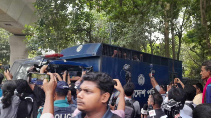 ঢাকা বিশ্ববিদ্যালয়ের দোয়েল চত্বর, হাইকোর্ট প্রাঙ্গণে বিক্ষোভ; আটক অন্তত ৭ শিক্ষার্থী