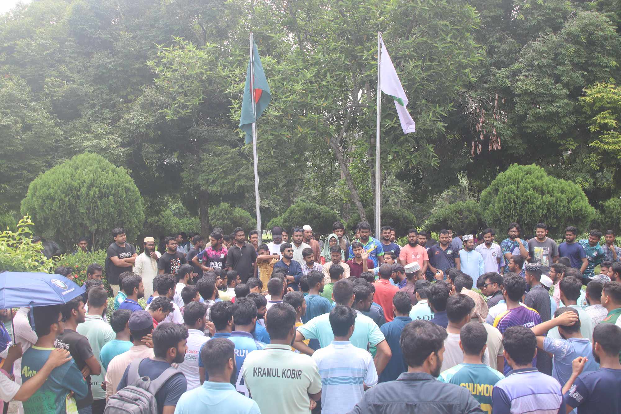 রেজিস্ট্যান্স উইক: ৪ দফা দাবিতে ইবি শিক্ষার্থীদের বিক্ষোভ