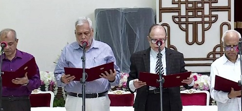 শপথ নিলেন আরো চার উপদেষ্টা