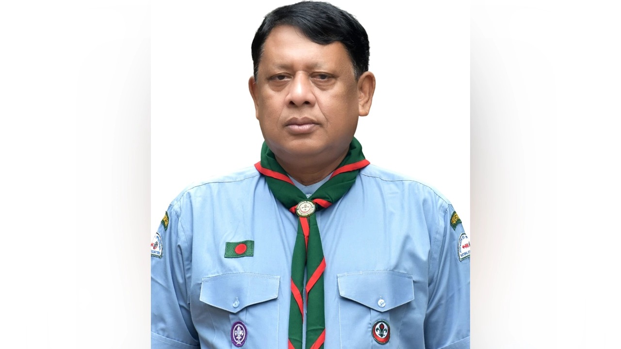 সাবেক সচিব শাহ কামালের বাসা থেকে বিপুল পরিমাণ দেশি-বিদেশি মুদ্রা উদ্ধার